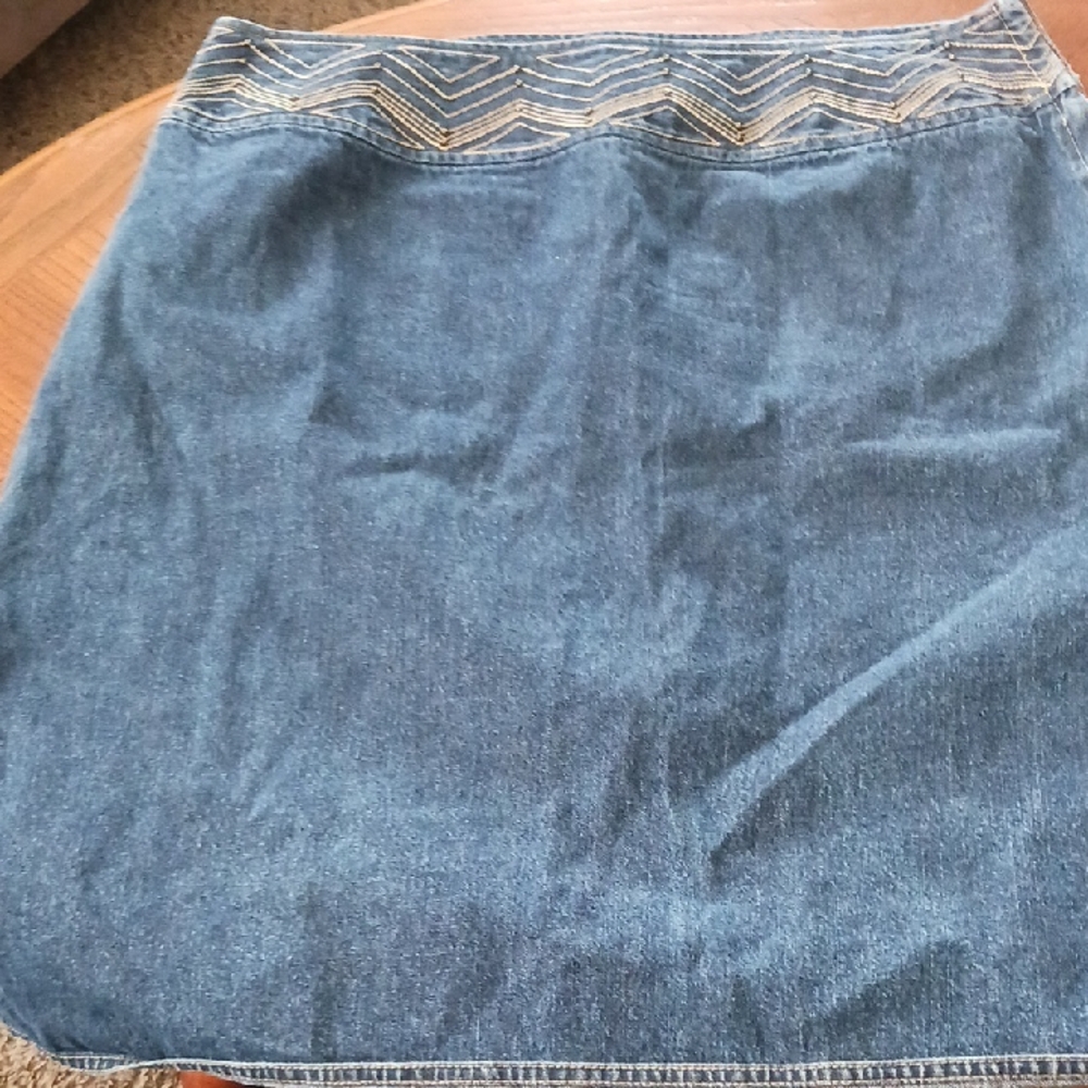 Liz Claiborne Blue Denim Skirt with Gold Stitching